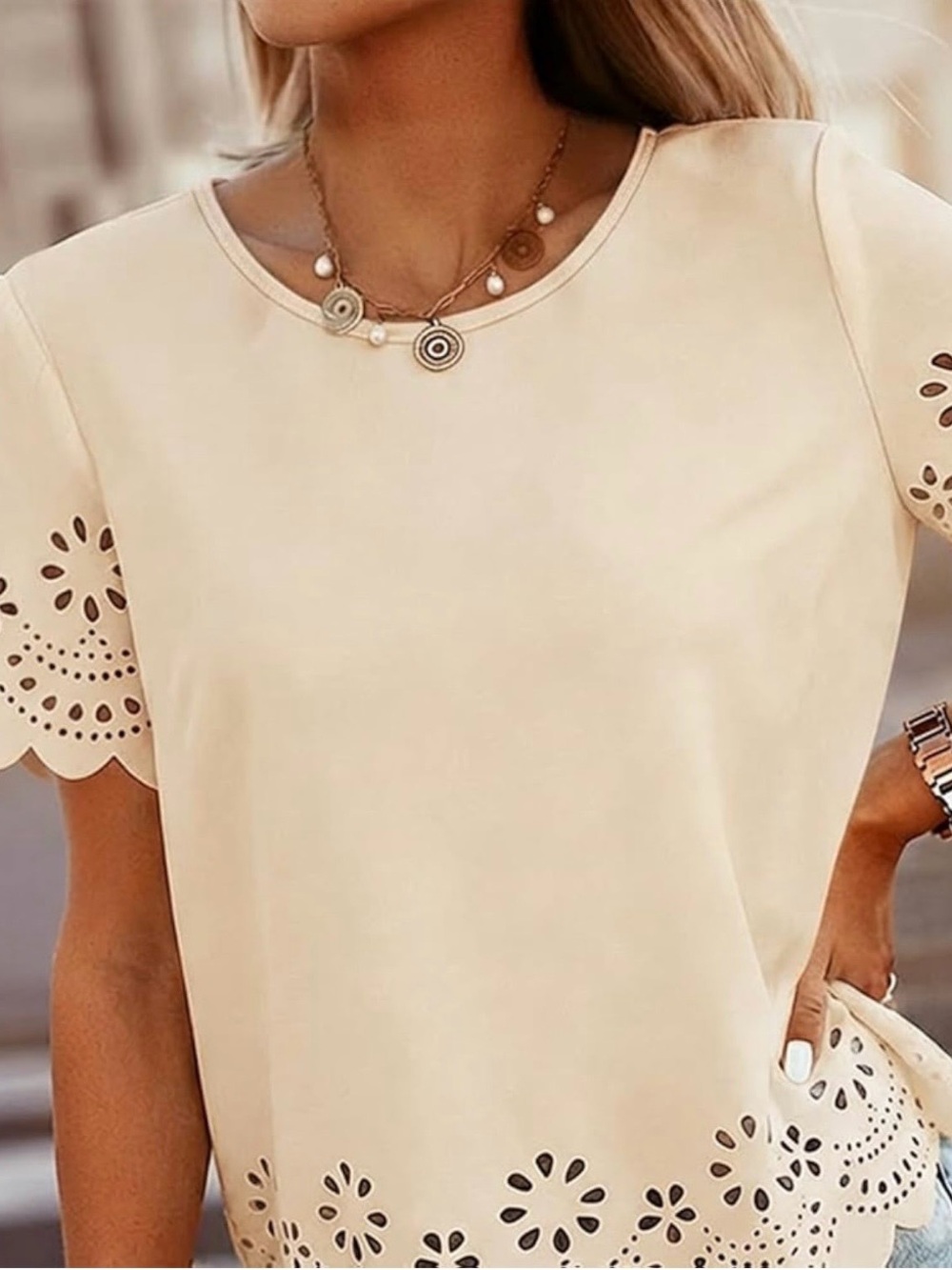 Womens Cream Eyelet Short Sleeve Top - Picture 2 of 3